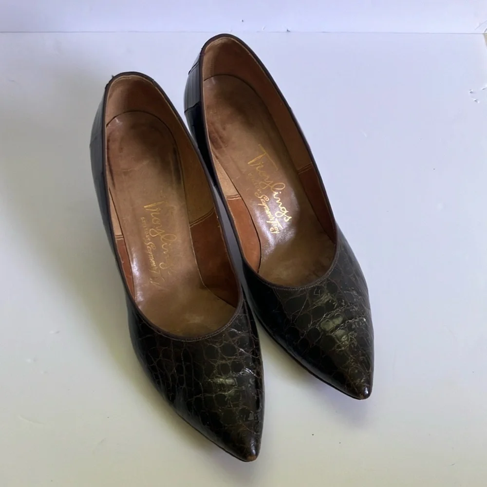 Troylings Vintage Croco/Alligator Pumps - Picture 2 of 6